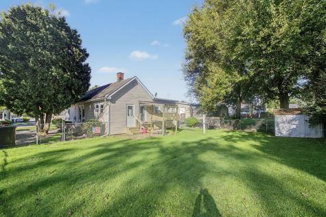 62 S Preston Street Centerburg OH 43011