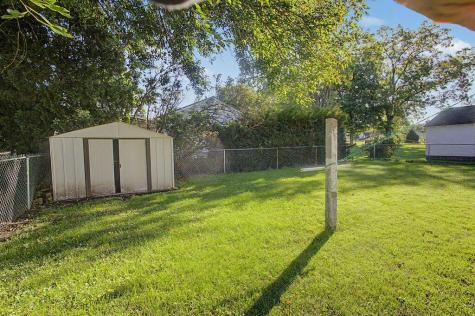62 S Preston Street Centerburg OH 43011