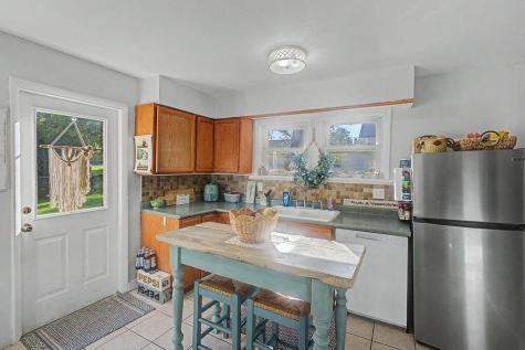 62 S Preston Street Centerburg OH 43011