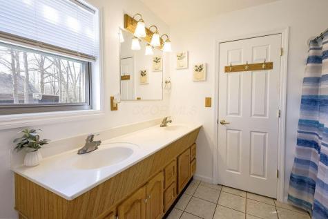 13841 Drury Road Centerburg OH 43011
