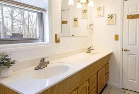 13841 Drury Road Centerburg OH 43011