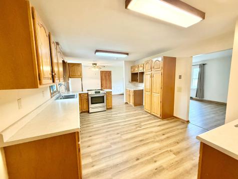 9136 Mount Gilead Road Fredericktown OH 43019