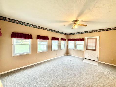 9136 Mount Gilead Road Fredericktown OH 43019