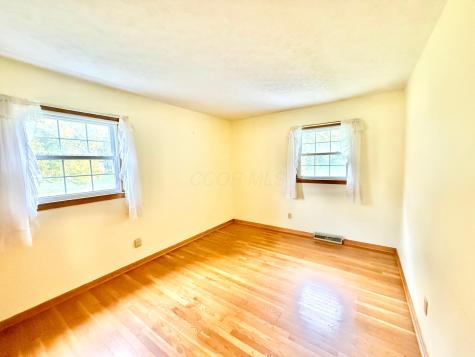 9136 Mount Gilead Road Fredericktown OH 43019