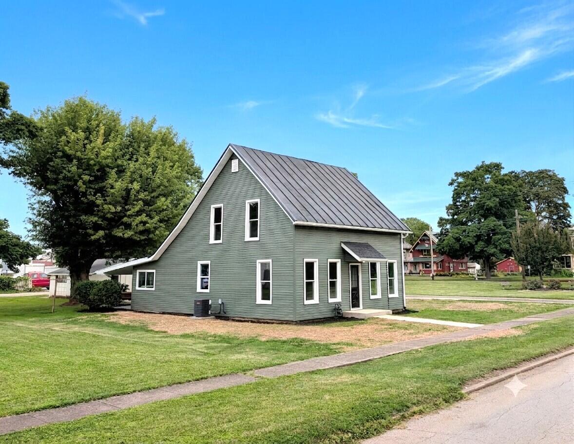 26 North Street Utica OH 43080