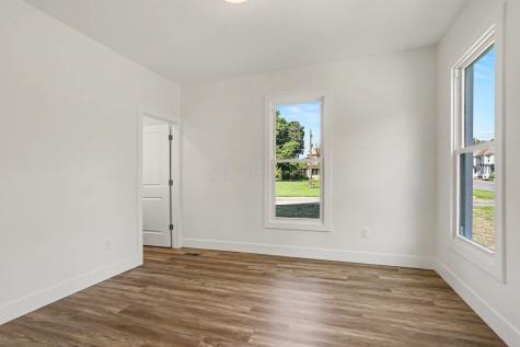 26 North Street Utica OH 43080