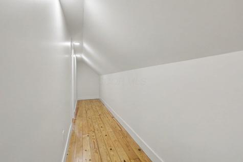 26 North Street Utica OH 43080