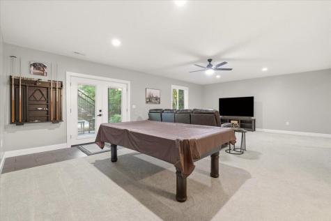 682 Grand Valley Drive Howard OH 43028