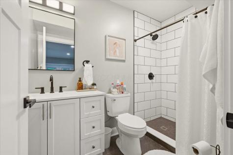682 Grand Valley Drive Howard OH 43028