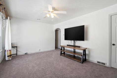 838 Crew Avenue Galion OH 44833