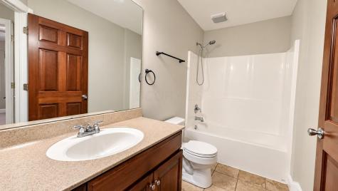 39 Wildwood Lane W Mount Vernon OH 43050