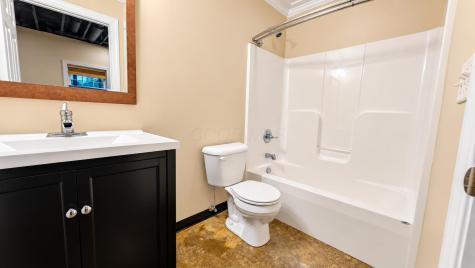 39 Wildwood Lane W Mount Vernon OH 43050