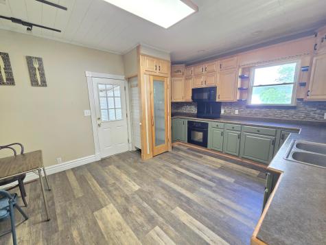 634 Cherry Street Galion OH 44833