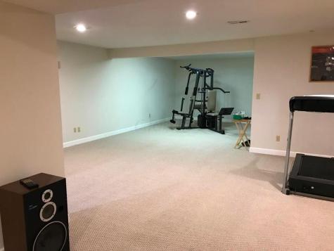 1209 Apple Valley Drive Howard OH 43028
