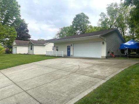 1209 Apple Valley Drive Howard OH 43028
