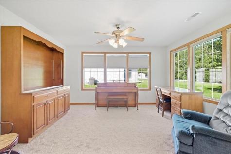 108 Struble Circle Fredericktown OH 43019