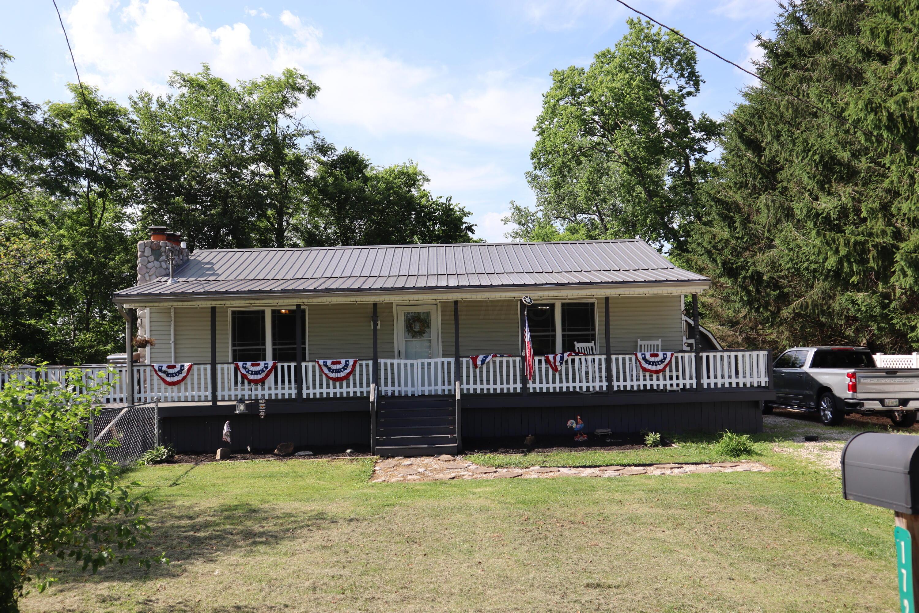 1720 Homer Road NW Utica OH 43080