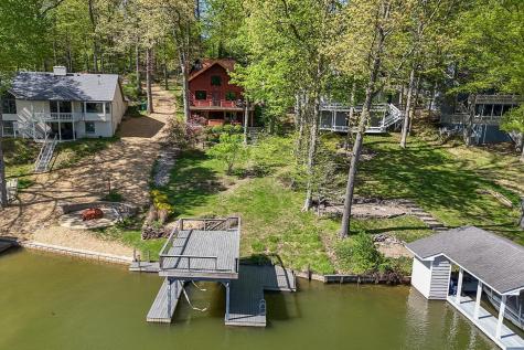 347 Greenacre Drive Howard OH 43028
