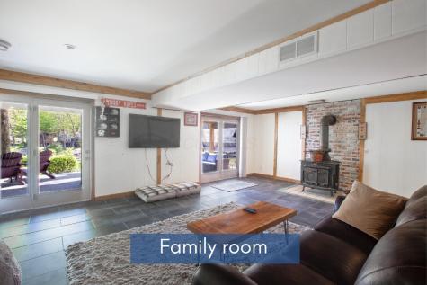 347 Greenacre Drive Howard OH 43028