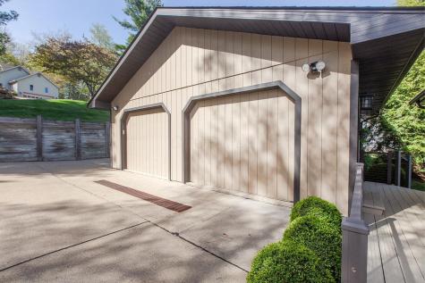 149 Green Valley Drive Howard OH 43028