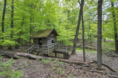 410 Apple Hill Hill N Howard OH 43028