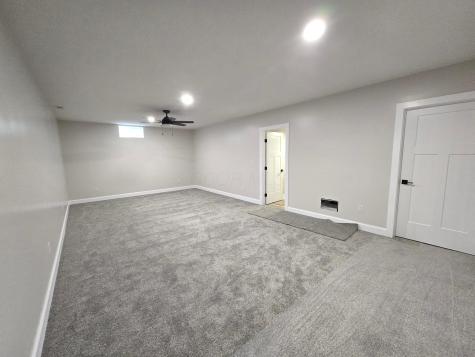 2116 Apple Valley Drive Howard OH 43028