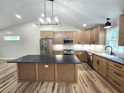 2116 Apple Valley Drive Howard OH 43028