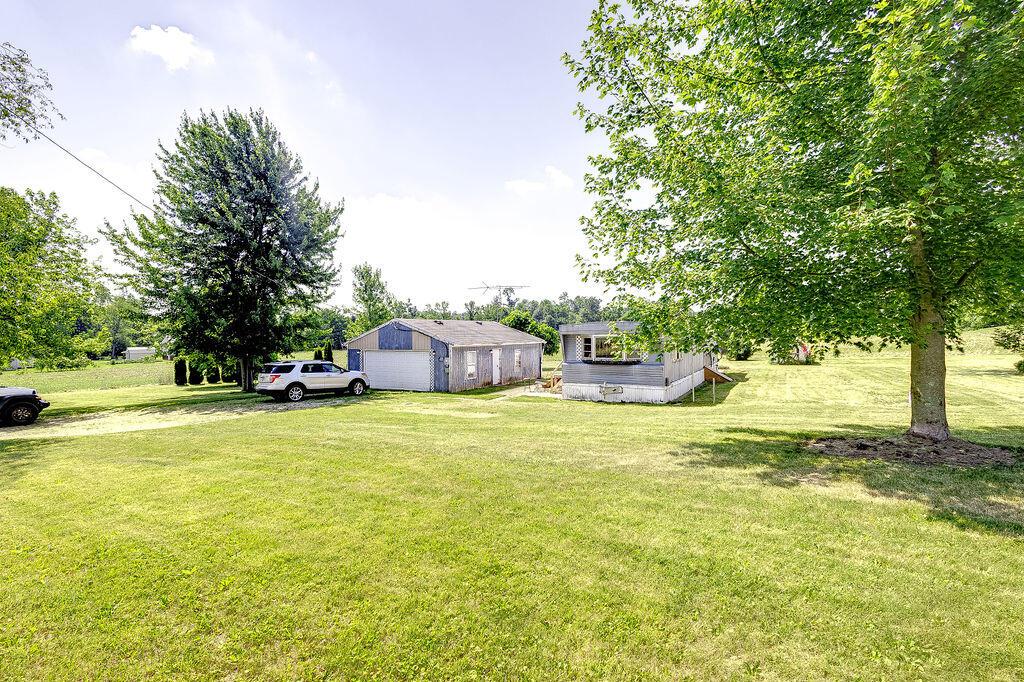 8200 Green Valley Road Mount Vernon OH 43050