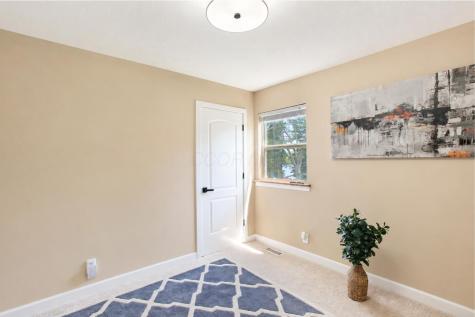 380 Lakeview Heights Drive Howard OH 43028