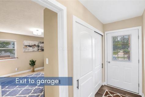 380 Lakeview Heights Drive Howard OH 43028