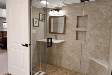 380 Lakeview Heights Drive Howard OH 43028