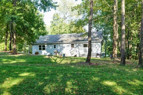 668 Floral Valley Drive E Howard OH 43028
