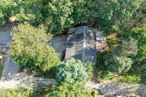 668 Floral Valley Drive E Howard OH 43028