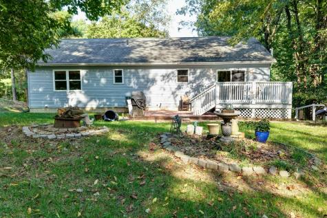 668 Floral Valley Drive E Howard OH 43028