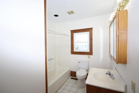 12354 Mary Street Howard OH 43028