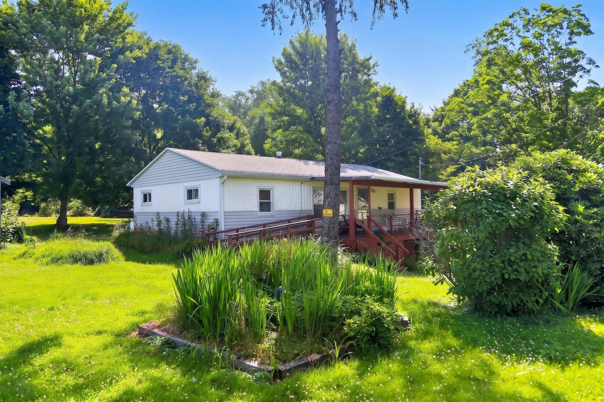 11964 Woodview Lane Fredericktown OH 43019