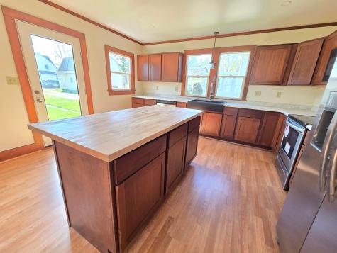 615 N Market Street Galion OH 44833