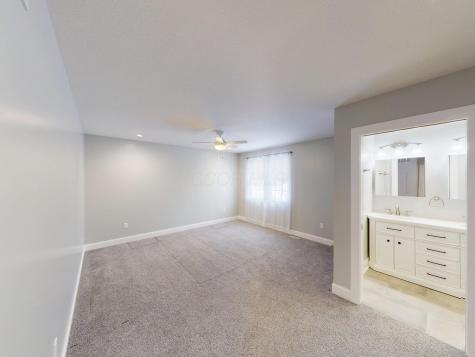 363 Highland Hills Circle Howard OH 43028