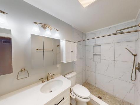 363 Highland Hills Circle Howard OH 43028