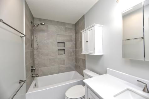 363 Highland Hills Circle Howard OH 43028