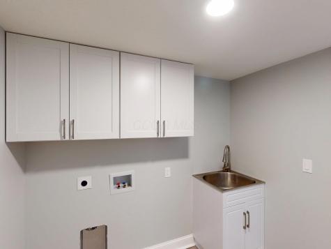 363 Highland Hills Circle Howard OH 43028