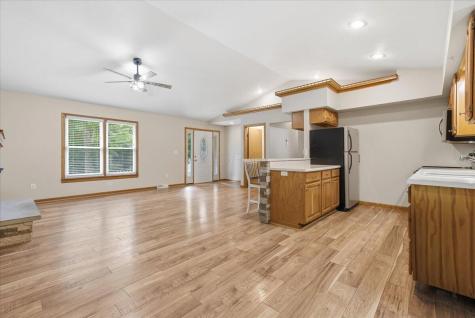 618 Courtland Drive Howard OH 43028