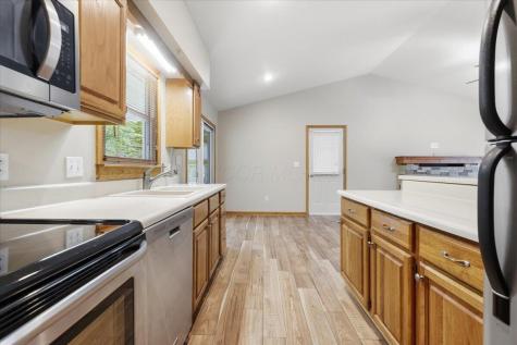 618 Courtland Drive Howard OH 43028