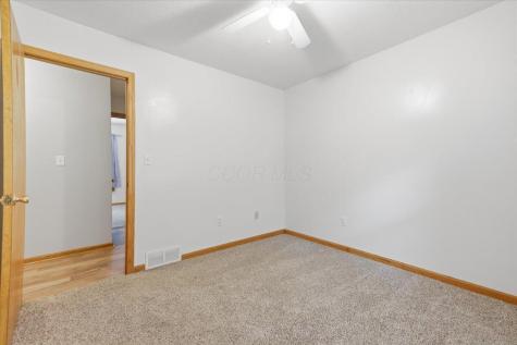 618 Courtland Drive Howard OH 43028