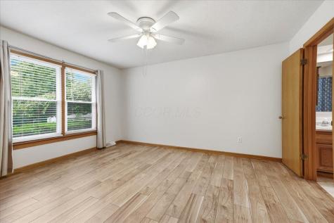 618 Courtland Drive Howard OH 43028