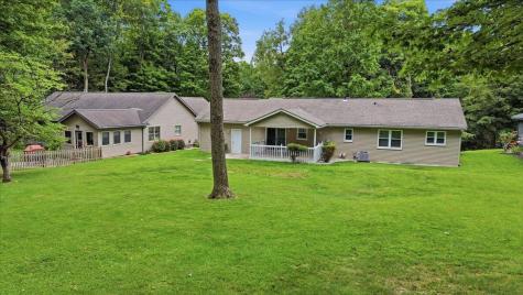 618 Courtland Drive Howard OH 43028