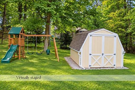 618 Courtland Drive Howard OH 43028