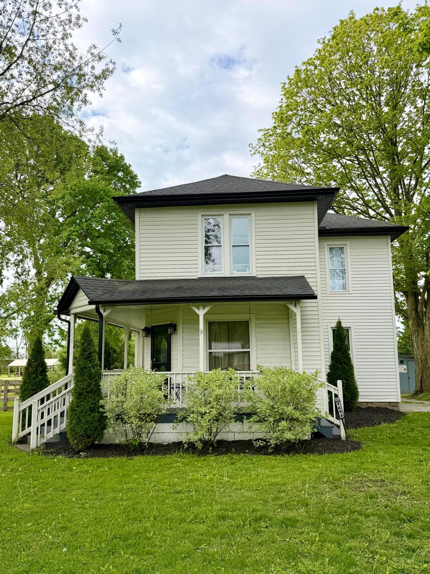 1694 Old Delaware Road Mount Vernon OH 43050