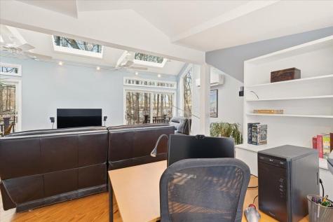 105 Allen Drive Gambier OH 43022