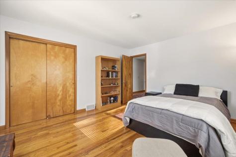 105 Allen Drive Gambier OH 43022